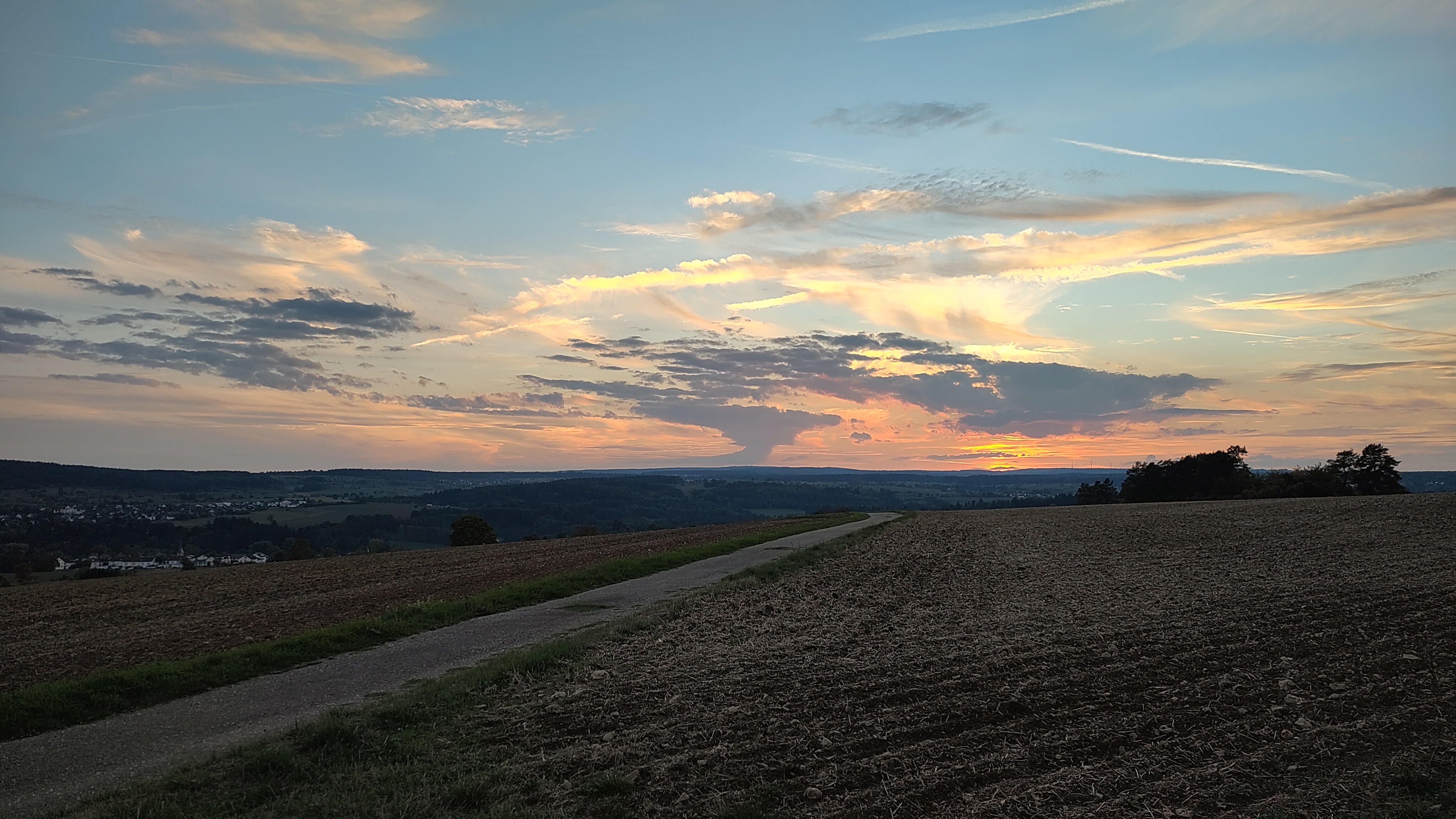 the last minute of light, Tiefenbronn