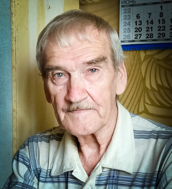 Stanislav Petrov in his kitchen in Fryazino, July 2016. Photo: Queery-54, CC BY-SA 4.0.